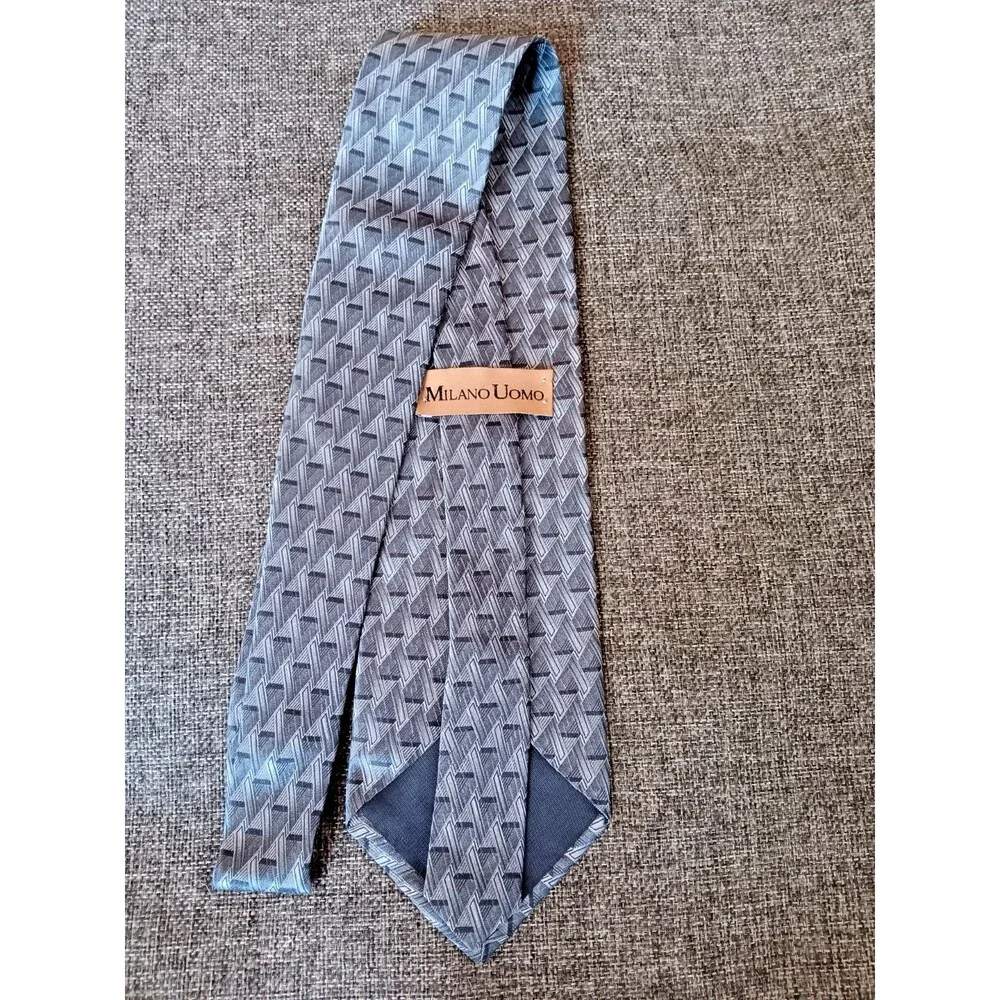 Tie 70s 80s 90s Y2K Mens Milano Uomo Silk Gray 4 Wide 60 Long